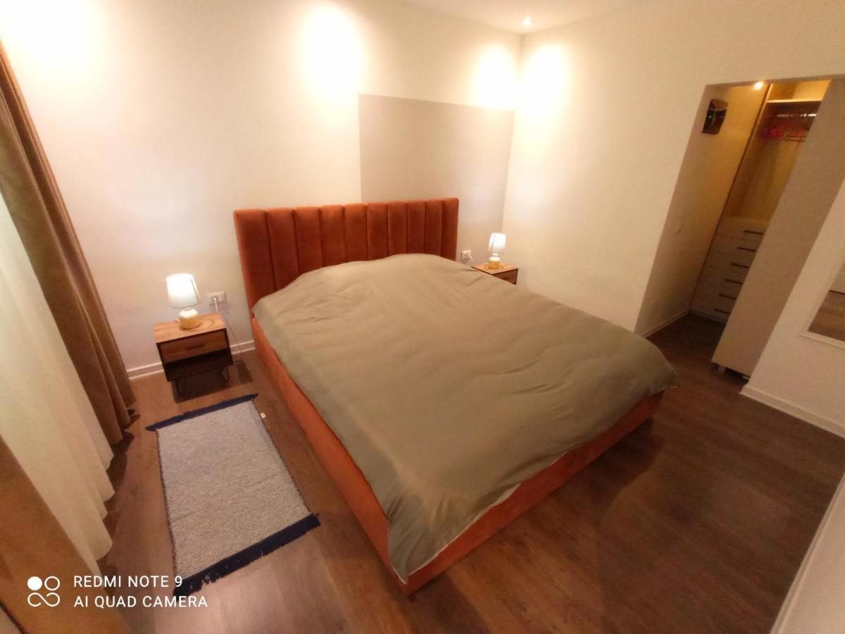 Garda Apartment *